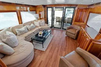 Thumbnail von Hatteras 64 Motor Yacht