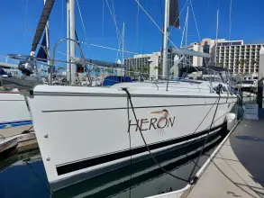 Hunter Legend 49