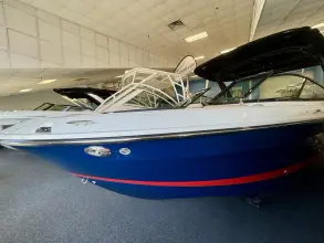 Thumbnail von Sea Ray SLX 260