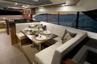 Thumbnail von Riviera 6000 Sport Yacht Six Pack