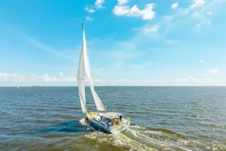 Beneteau Oceanis Yacht 54 Sea Dawgs