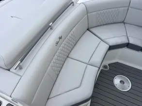 Thumbnail von Sea Ray SLX 310 Outboard