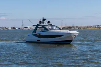 Thumbnail von Azimut Atlantis Verve 42