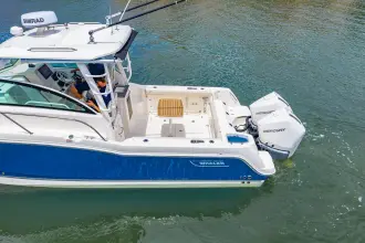 Thumbnail von Boston Whaler 285 Conquest Pilothouse