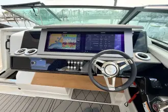 Thumbnail von Sea Ray SLX 400 Outboard