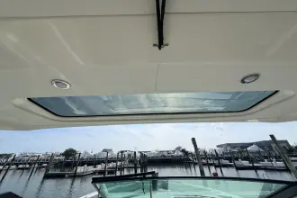 Thumbnail von Sea Ray SLX 400 Outboard