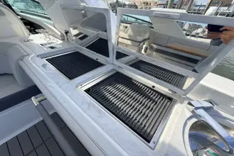 Thumbnail von Sea Ray SLX 400 Outboard
