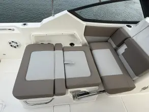 Thumbnail von Boston Whaler 210 Vantage