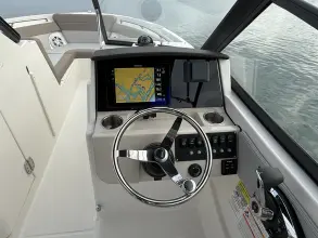 Thumbnail von Boston Whaler 210 Vantage