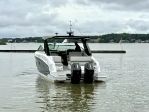 Thumbnail von Cruisers Yachts 34 GLS