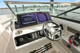 Thumbnail von Sea Ray SLX 310 Outboard