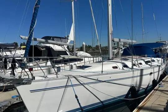 Catalina 270