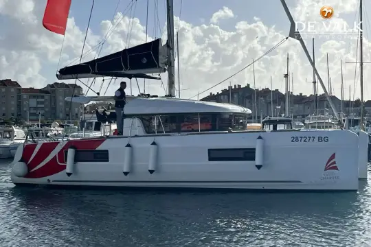 Lagoon 40