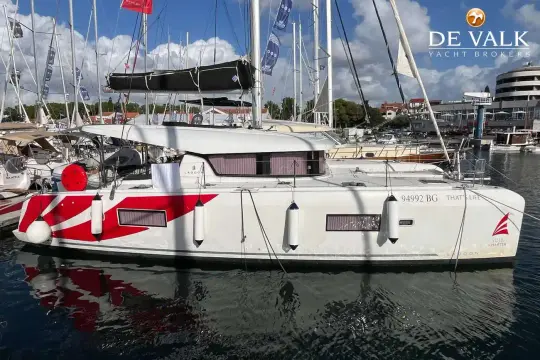 Lagoon 42