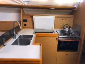 Thumbnail von Jeanneau Sun Odyssey 42i Waterproof