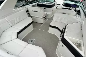Thumbnail von Sea Ray SLX 310
