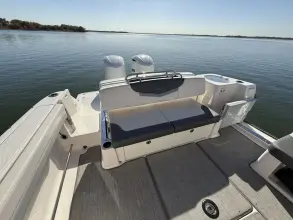 Thumbnail von Robalo R317
