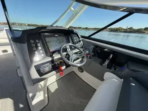 Thumbnail von Robalo R317