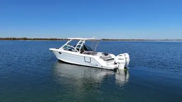Thumbnail von Robalo R317
