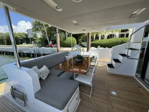 Thumbnail von Azimut 66