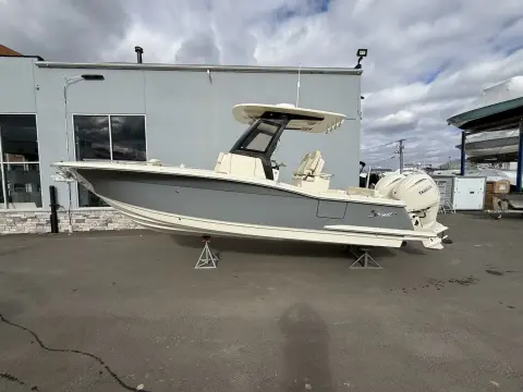 Scout 260 LXF