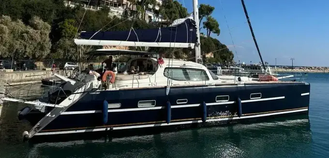 Privilege 585