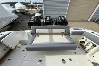 Thumbnail von Boston Whaler 350 Realm