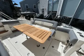 Thumbnail von Boston Whaler 350 Realm
