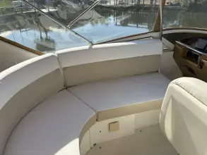 Thumbnail von Carver 396 Motor Yacht Quality Time