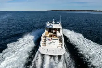 Thumbnail von Sea Ray 330 Sundancer  JOB SITE