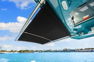 Thumbnail von Boston Whaler 360 Outrage