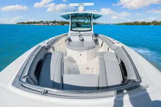 Thumbnail von Boston Whaler 360 Outrage