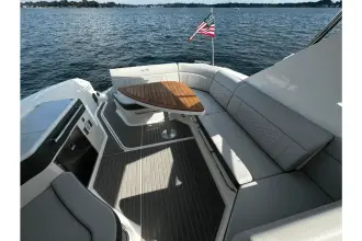 Thumbnail von Sea Ray 320 Sundancer