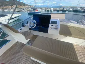 Thumbnail von Azimut 77s