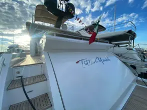Thumbnail von Azimut 77s