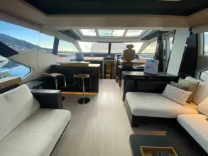 Thumbnail von Azimut 77s