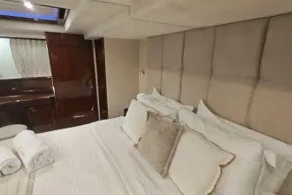 Thumbnail von Ferretti Yachts 720