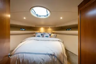 Thumbnail von Riviera 4400 Sport Yacht