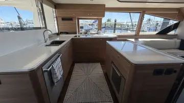 Thumbnail von Aquila 54 Yacht
