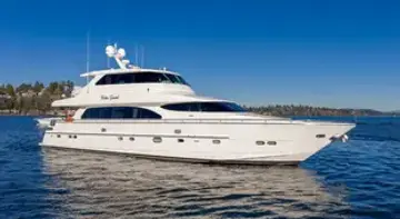 Horizon 82 Skylounge