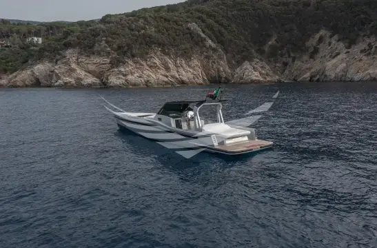 Maori 50 T-Top