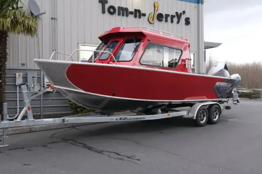 Hewescraft 240 Pacific Cruiser 2026 Hewescraft – 240 Ocean Pro ET HT