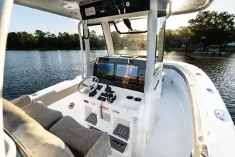Thumbnail von Sea Hunt Ultra 305 CB