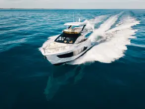 Thumbnail von Cruisers Yachts 57 FLY