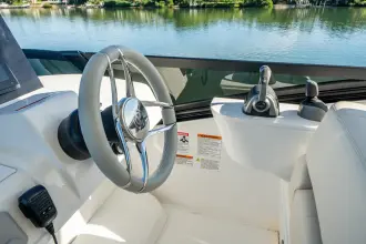 Thumbnail von Cruisers Yachts 57 FLY
