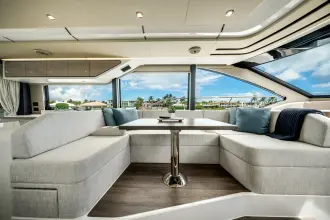Thumbnail von Cruisers Yachts 57 FLY