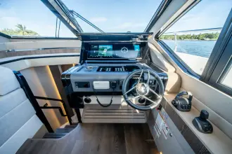 Thumbnail von Cruisers Yachts 57 FLY