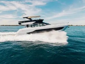 Thumbnail von Cruisers Yachts 57 FLY