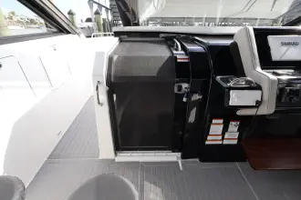 Thumbnail von Cruisers Yachts 42 GLS OB