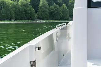 Thumbnail von Cruisers Yachts 38 VTR EC